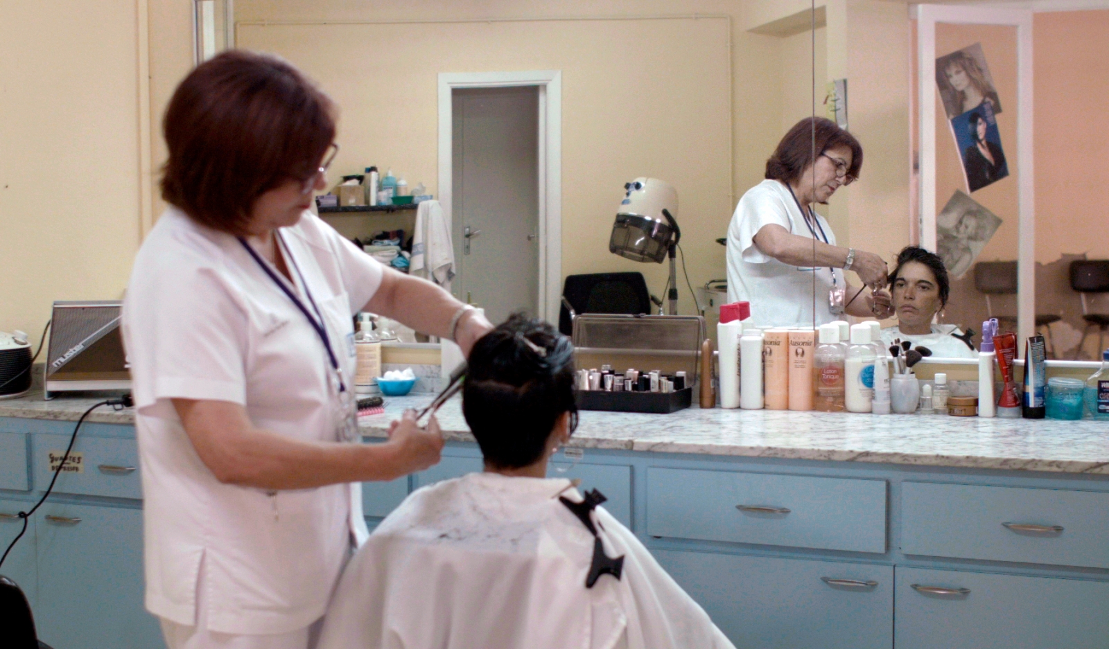 La primera mujer_still4